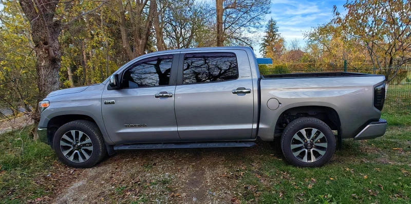 Toyota Tundra Crewmax LIMITED, снимка 3 - Автомобили и джипове - 48042722