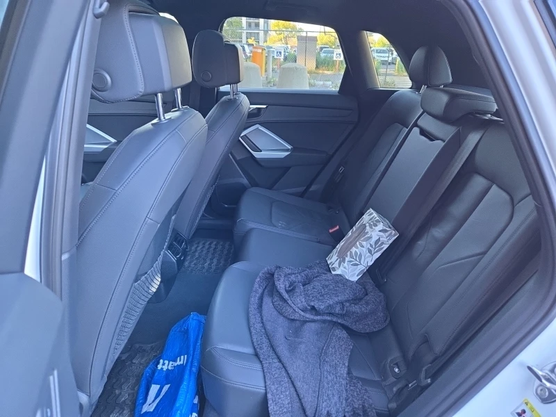 Audi Q3 * CARFAX *    | Mobile.bg   11