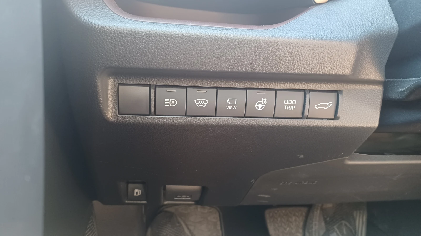 Toyota Rav4 LUXURY+  - изображение 10