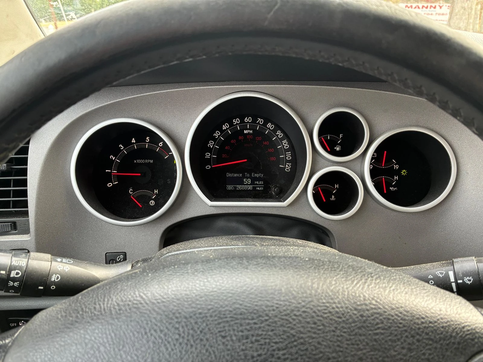 Toyota Tundra LIMITED CREW CAB* 5.7 V8 - изображение 8