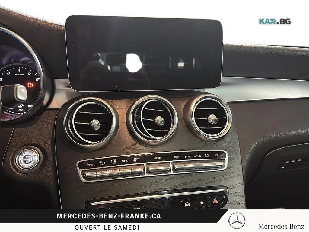 Mercedes-Benz GLC 300 * KEYLESS * PANO * Автокредит (Цена до България), снимка 15 - Автомобили и джипове - 55087581