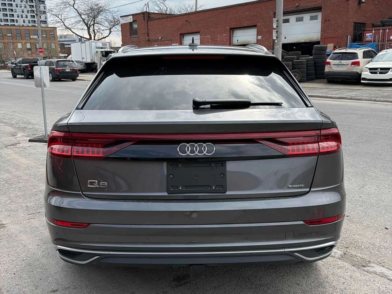 Audi Q8 * Technik * CARFAX * ОПЦИЯ ЗА ФИНАНСИРАНЕ , снимка 4 - Автомобили и джипове - 55302886
