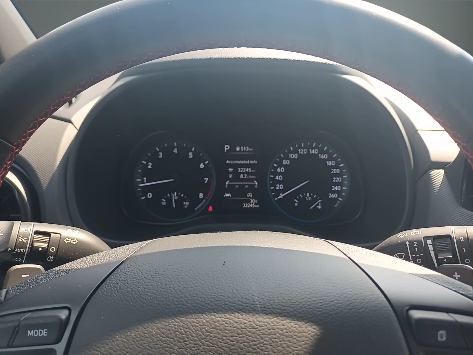 Hyundai Kona 1.6 TGDI, снимка 10 - Автомобили и джипове - 55801341