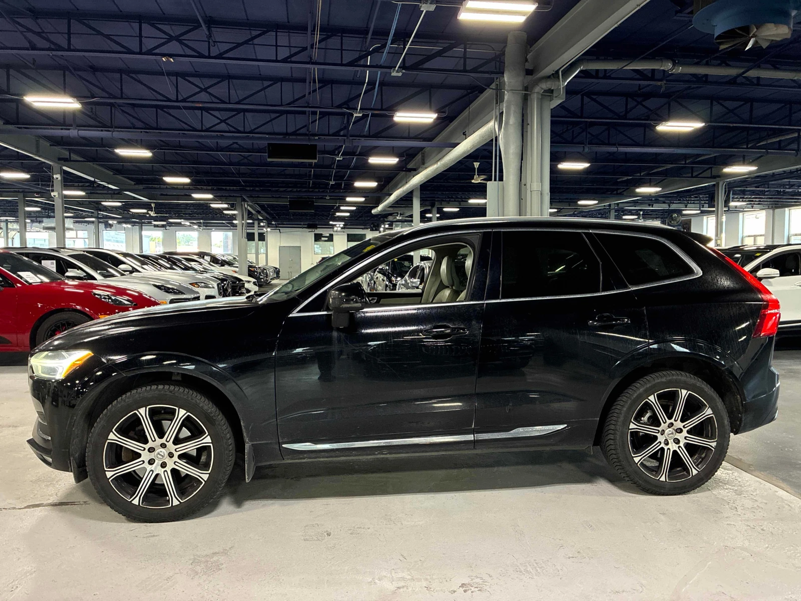 Volvo XC60 * Inscription * АВТОКРЕДИТ БЕЗ ПЪРВОНАЧАЛНА ВНОСКА, снимка 3 - Автомобили и джипове - 55803087