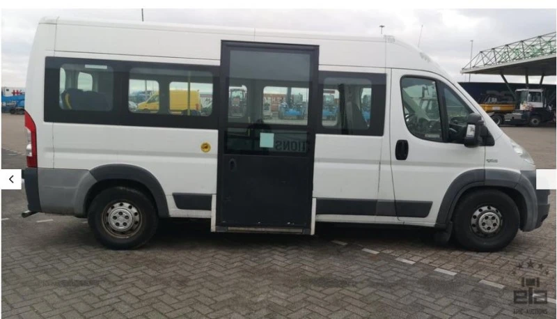 Fiat Ducato 3.0 CNG с рампа за инвалиди, снимка 6 - Бусове и автобуси - 47588853