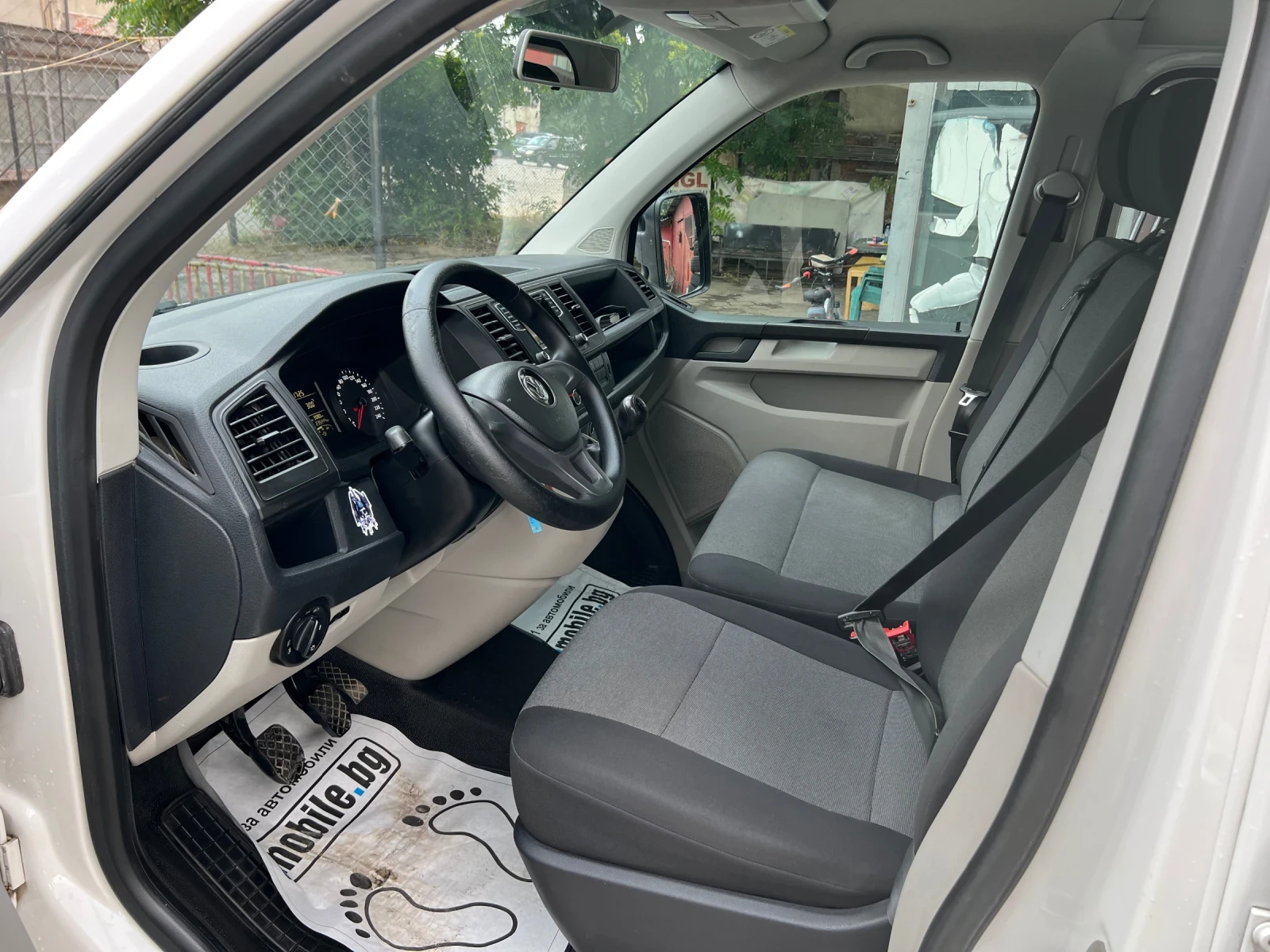 VW Transporter 2.0TDI 115kc. EU6 - изображение 8
