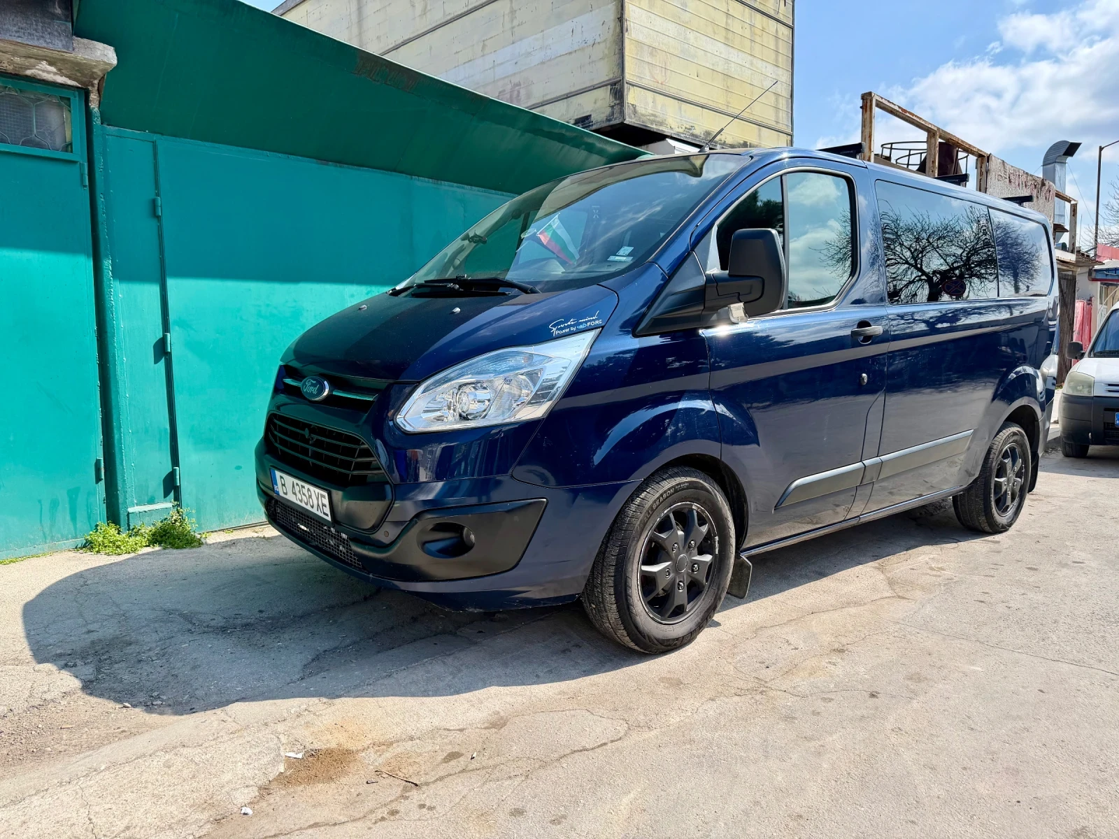 Ford Transit Custom 2.2TDCI Товаропътнически, снимка 4 - Бусове и автобуси - 54424149