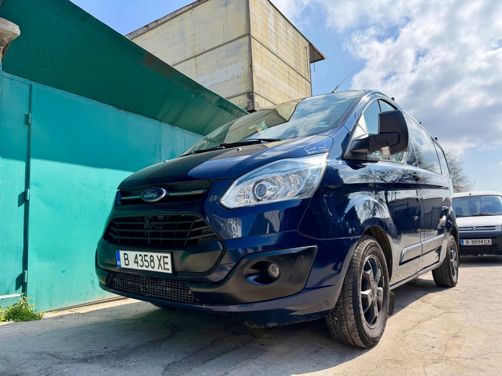 Ford Transit Custom 2.2TDCI Товаропътнически, снимка 2 - Бусове и автобуси - 54424149