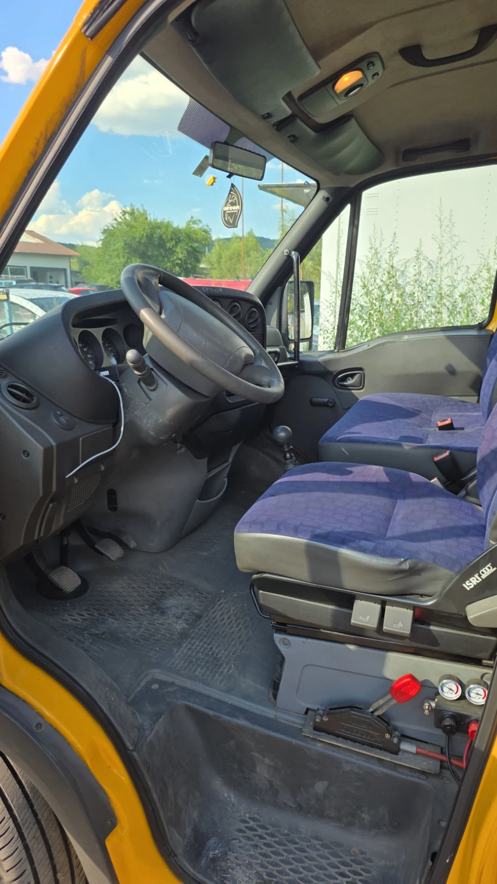 Iveco 35c13 ПЪТНА ПОМОЩ, снимка 8 - Бусове и автобуси - 56274848