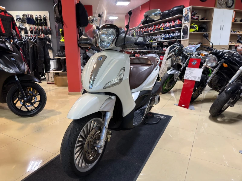 Piaggio Beverly Piaggio Beverly 300i, снимка 10 - Мотоциклети и мототехника - 53235246