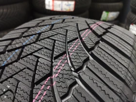 Гуми Зимни 245/40R17, снимка 3