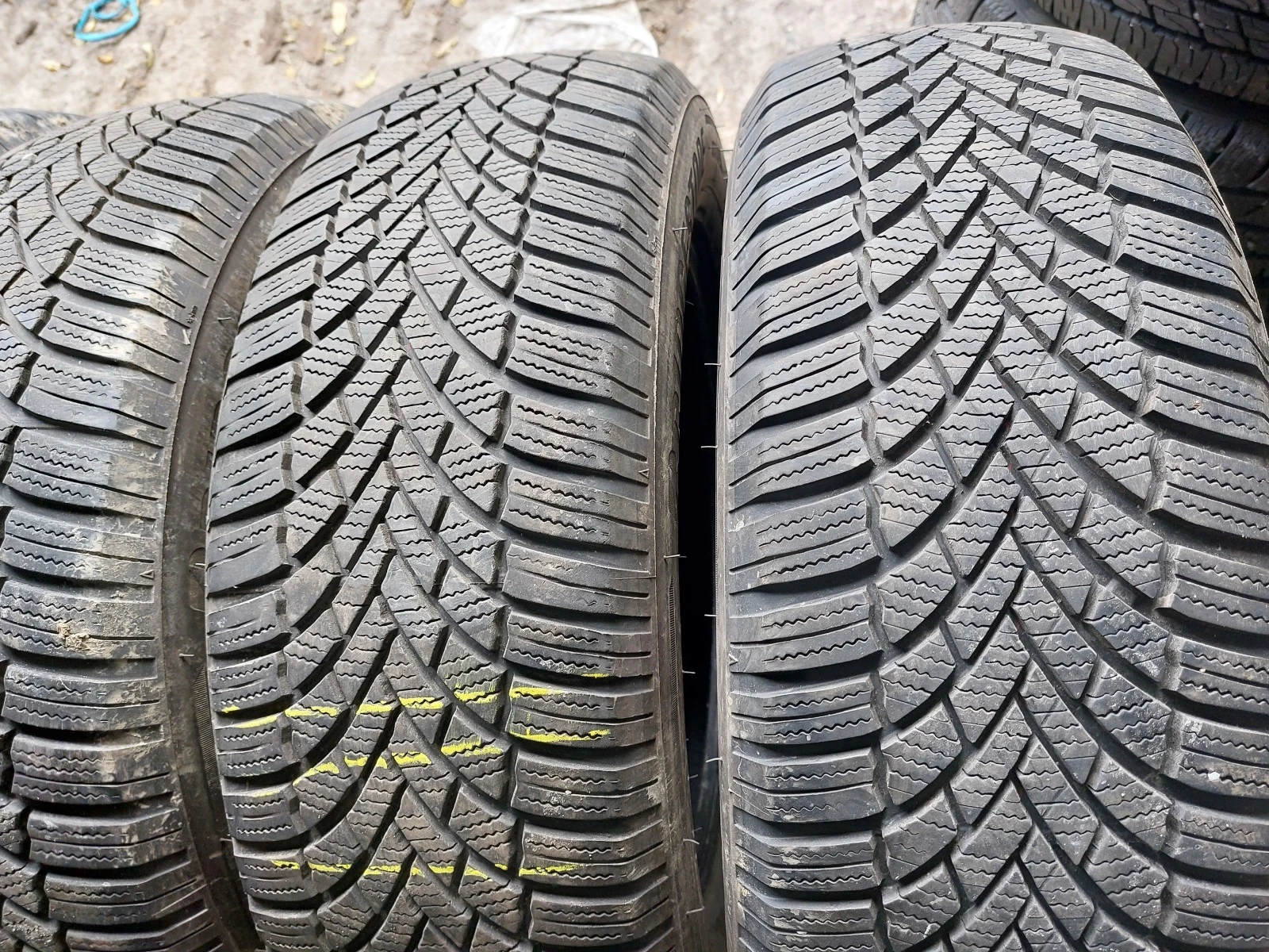 ���� 215/65R17 | Mobile.bg � ����������� 2