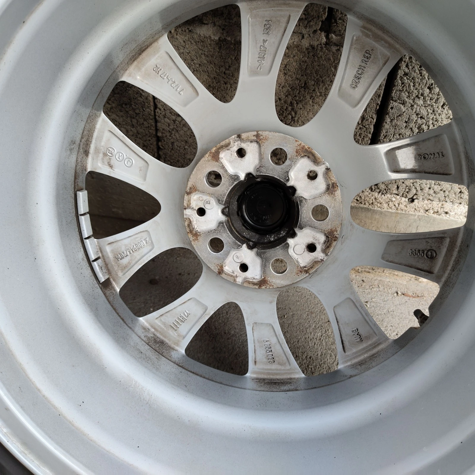    205/55R17  BMW | Mobile.bg   10