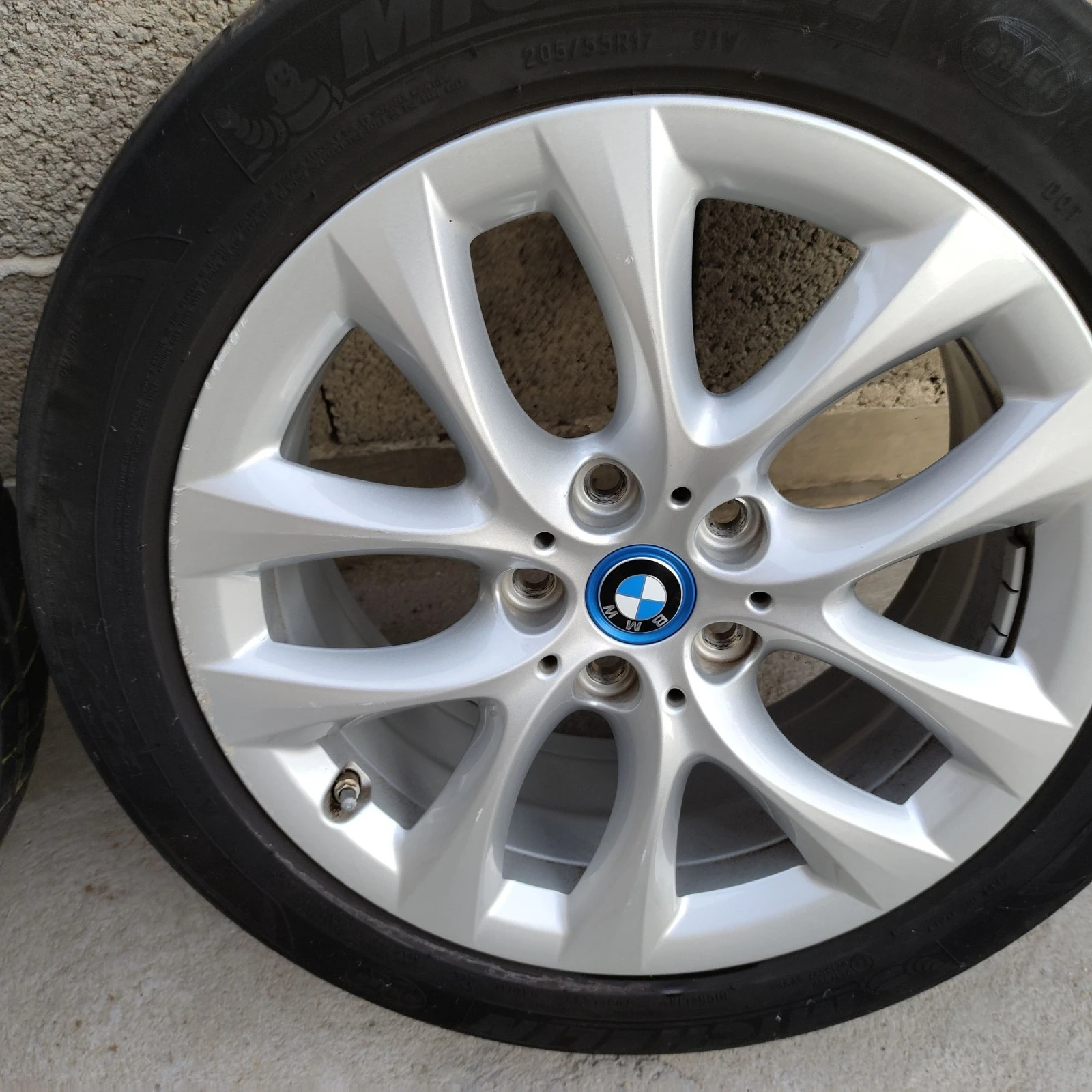   205/55R17  BMW | Mobile.bg   5