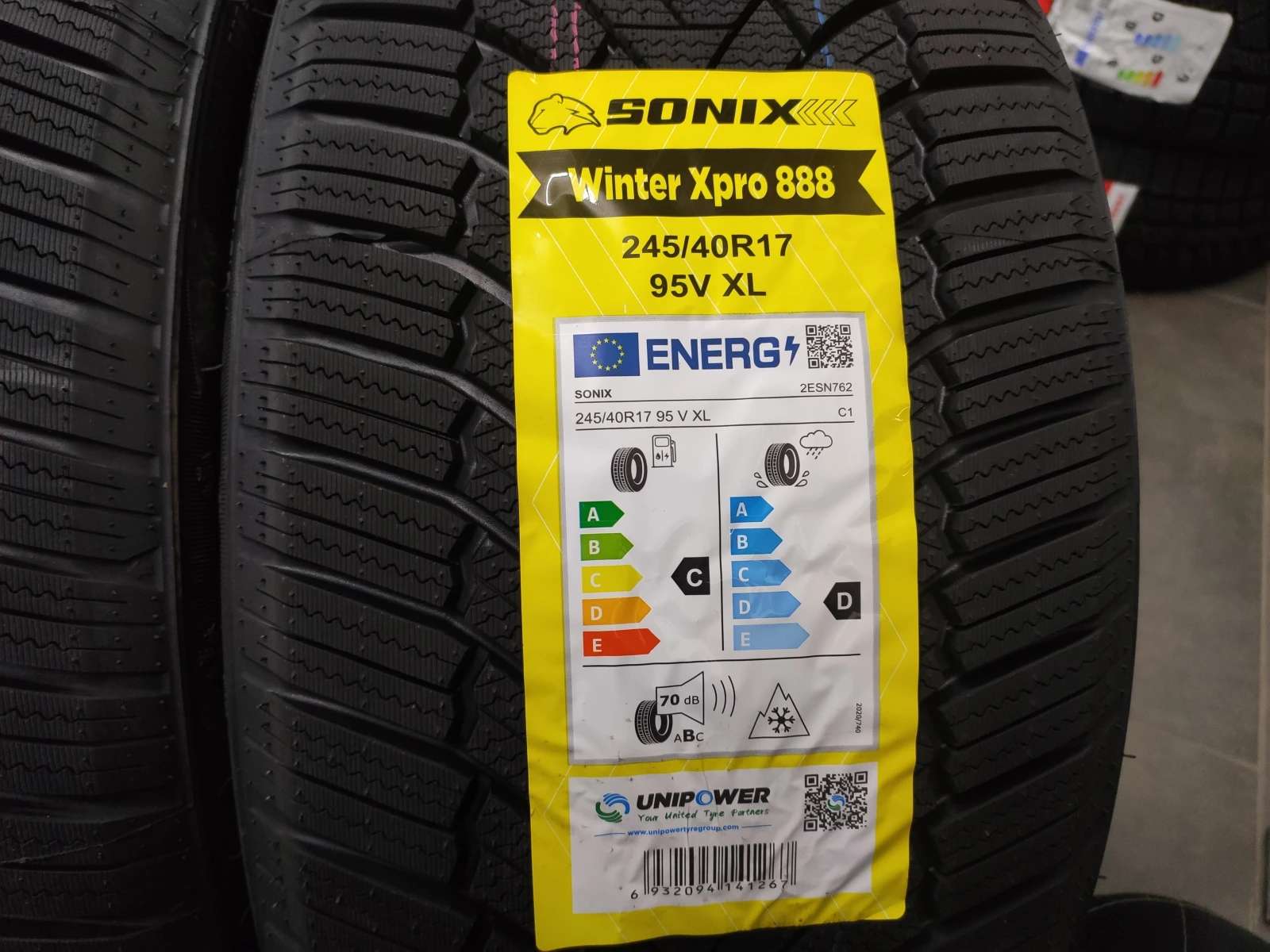  245/40R17 | Mobile.bg   4