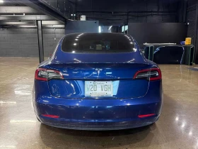 Tesla Model 3 PANO| ПОДГРЕВИ| AUTOPILOT| PREMIUM AUDIO| , снимка 4