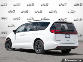 Chrysler Pacifica Select POWER SUNROOF NAV CARPLAY/ANDROID, снимка 3