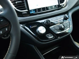 Chrysler Pacifica Select POWER SUNROOF NAV CARPLAY/ANDROID, снимка 14