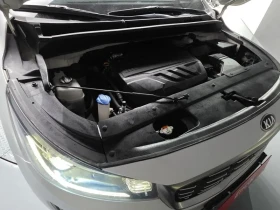 Kia Carnival 2.2D 11-Seater Prestige, снимка 6