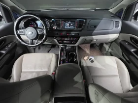 Kia Carnival 2.2D 11-Seater Prestige, снимка 7