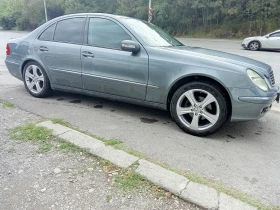 Mercedes-Benz E 200 Фабричен Метан/Кожа/Автомат/ОТЛИЧЕН, снимка 2