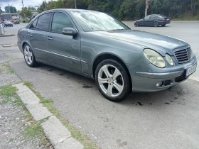 Mercedes-Benz E 200 Фабричен Метан/Кожа/Автомат/ОТЛИЧЕН, снимка 1