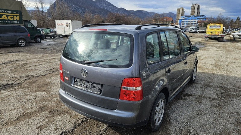 VW Touran 1.6.16v.klima.101кс, снимка 5 - Автомобили и джипове - 43865081