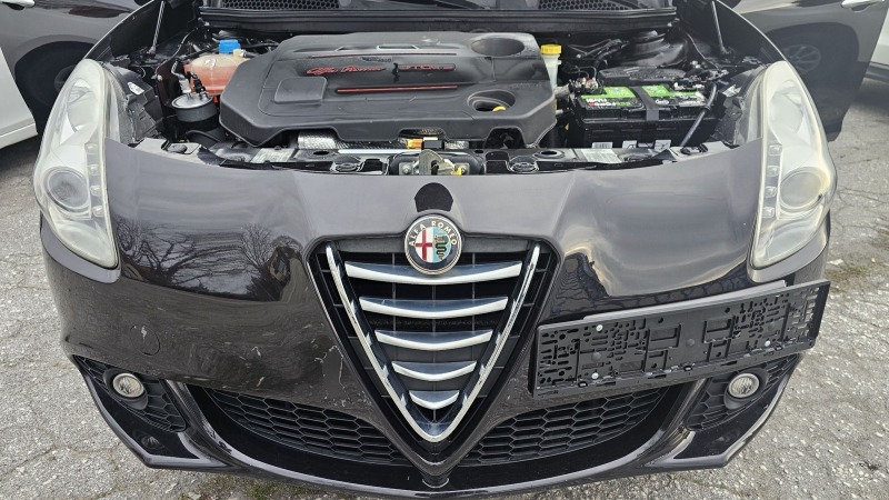 Alfa Romeo Giulietta  РЕАЛНИ КМ!!! ОБСЛУЖЕНА!!! evro5a 2.0d 140K 6SK, снимка 17 - Автомобили и джипове - 44972803