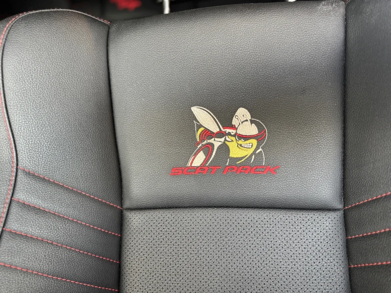 Dodge Challenger HEMI 5.7 , снимка 9 - Автомобили и джипове - 52224211