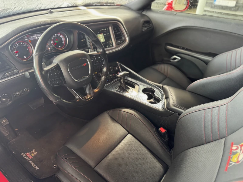 Dodge Challenger HEMI 5.7 , снимка 10 - Автомобили и джипове - 52224211