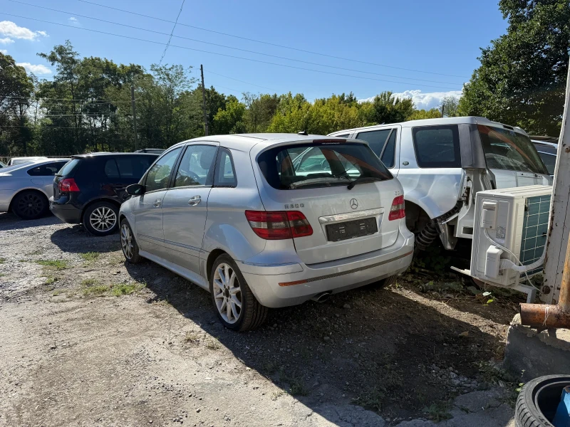 Mercedes-Benz B 200 2.0CDI, снимка 3 - Автомобили и джипове - 51757457
