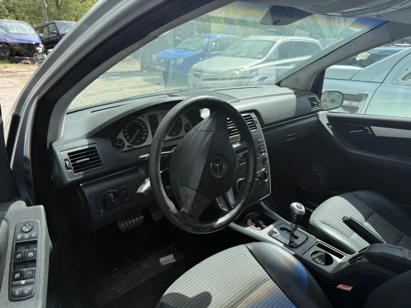 Mercedes-Benz B 200 2.0CDI, снимка 4 - Автомобили и джипове - 51757457