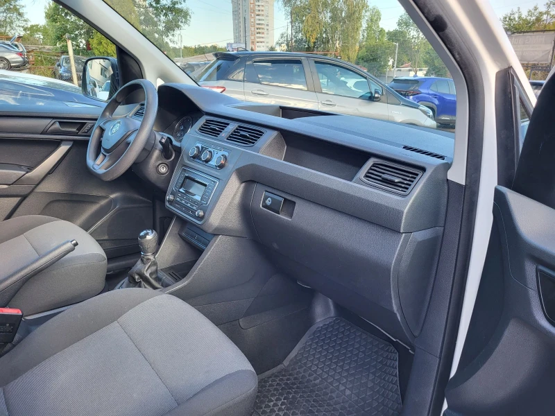 VW Caddy 1.4 -110к.с.-GNC / БЕНЗИН - МЕТАН, снимка 9 - Автомобили и джипове - 51771015