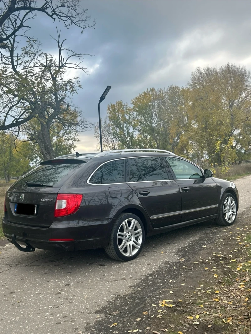 Skoda Superb Superb, снимка 6 - Автомобили и джипове - 52351663