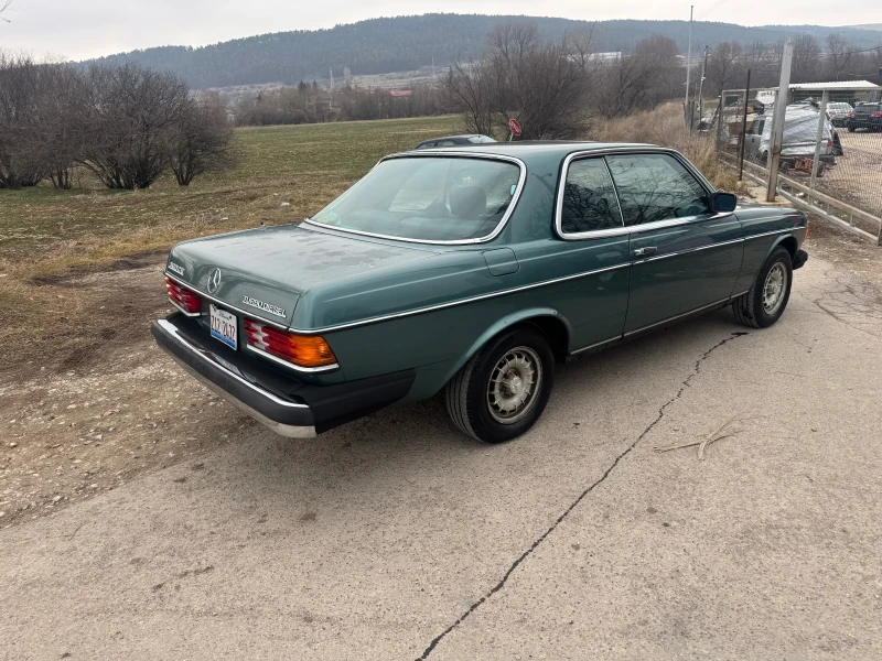 Mercedes-Benz 123 300CDT, снимка 2 - Автомобили и джипове - 52520772