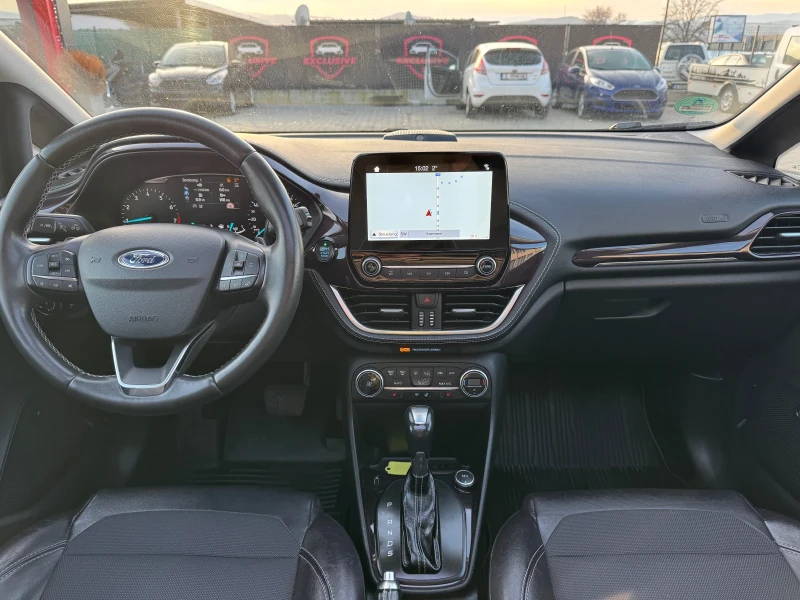 Ford Fiesta Vignale Avtomat Panorama, снимка 12 - Автомобили и джипове - 52869634