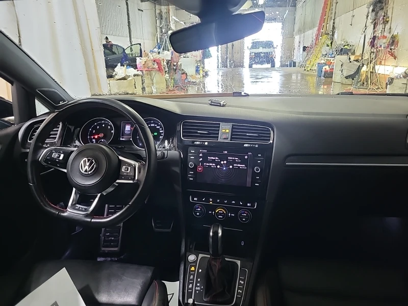 VW Golf GTI AUTOBAHN Edition * CARFAX * , снимка 7 - Автомобили и джипове - 53123651