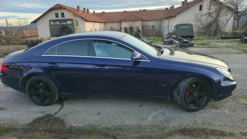 Mercedes-Benz CLS 320 3.2, снимка 2 - Автомобили и джипове - 53299938