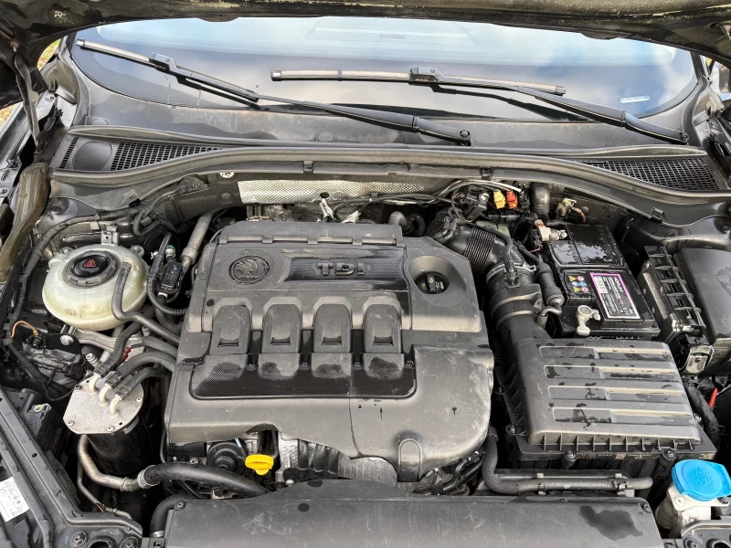 Skoda Superb 2.0TDI 2018 Ръчка , снимка 15 - Автомобили и джипове - 53326142
