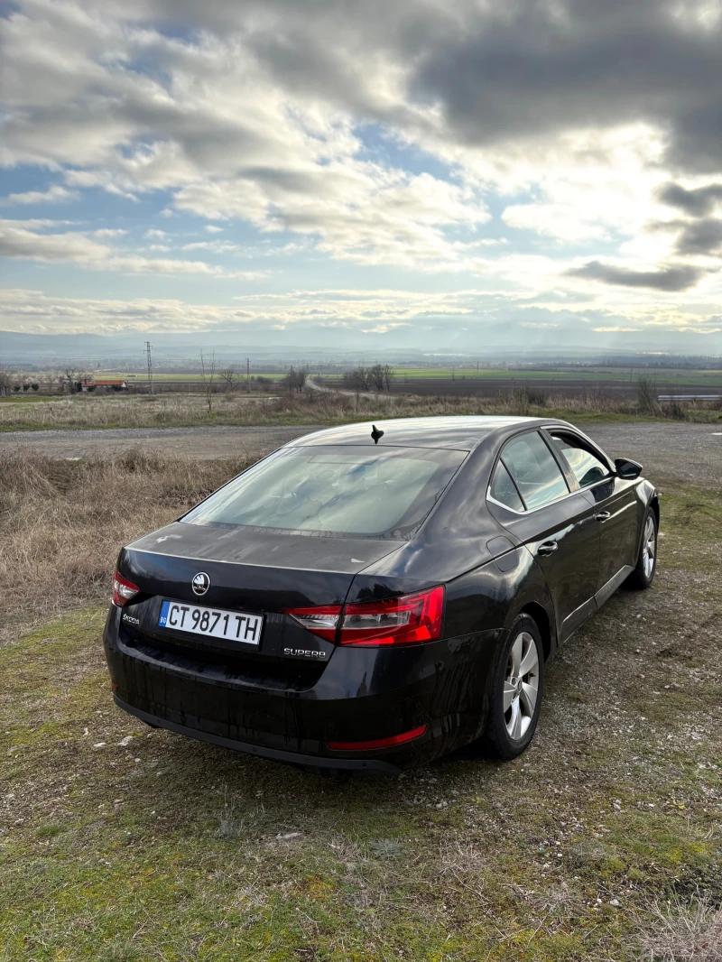 Skoda Superb 2.0TDI 2018 Ръчка , снимка 6 - Автомобили и джипове - 53326142