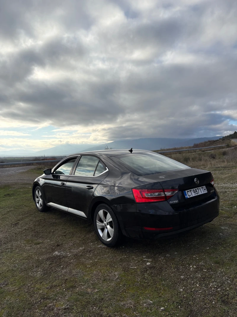 Skoda Superb 2.0TDI 2018 Ръчка , снимка 3 - Автомобили и джипове - 53326142