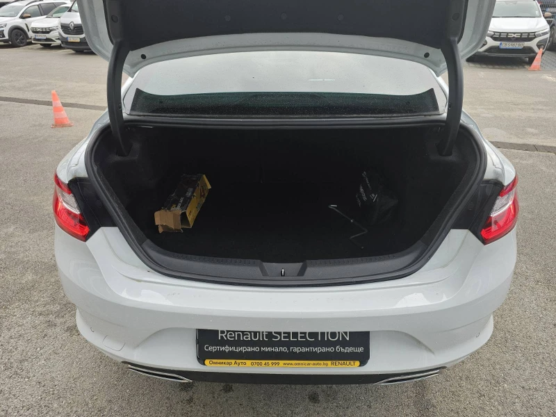 Renault Megane 1.3 TCe 140 EDC, снимка 14 - Автомобили и джипове - 53344824