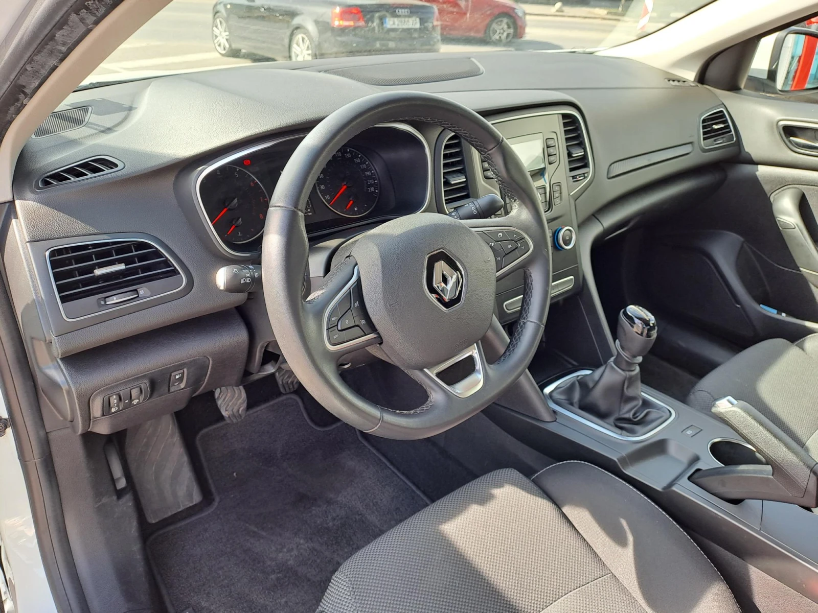 Renault Megane 1.3 Tce  - изображение 8