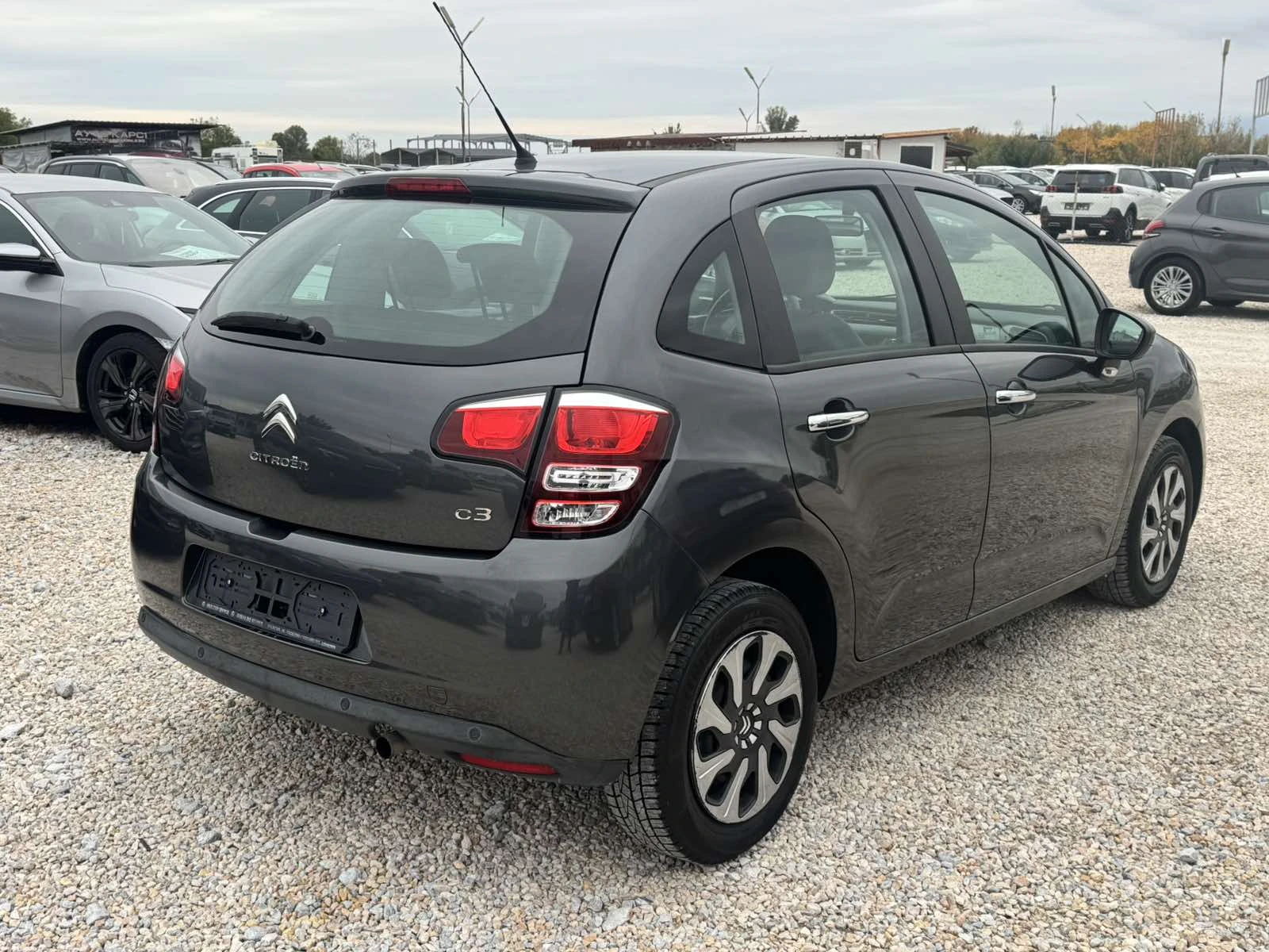 Citroen C3 1.2I - изображение 4