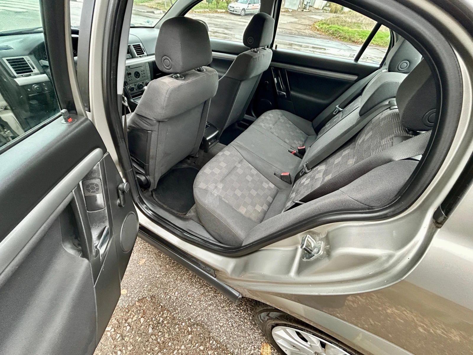 Opel Vectra 1.8-Газ/Бензин - изображение 10