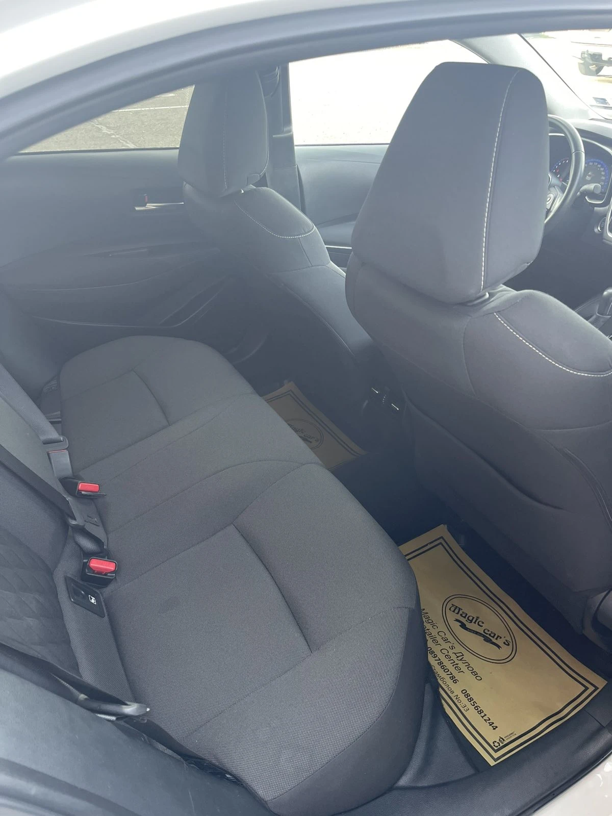 Toyota Corolla 1.5 Luxury | Mobile.bg   13