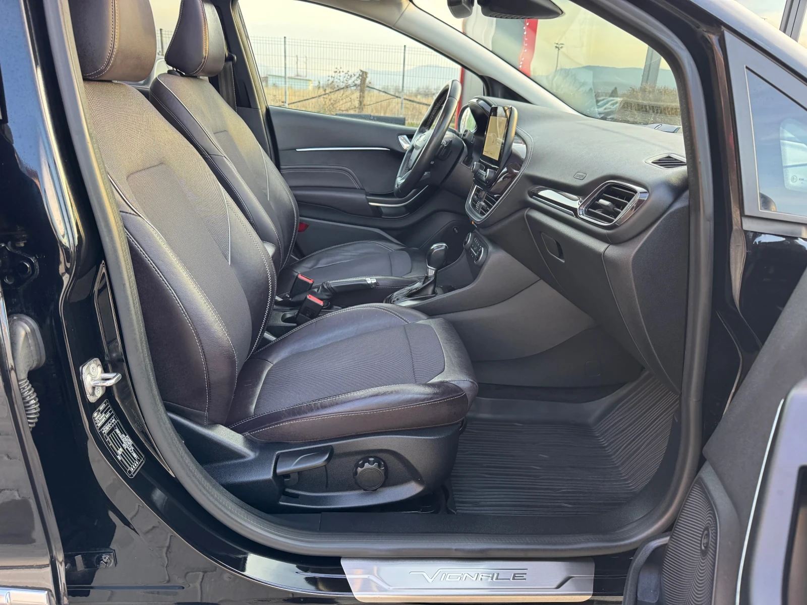 Ford Fiesta Vignale Avtomat Panorama | Mobile.bg � ����������� 13