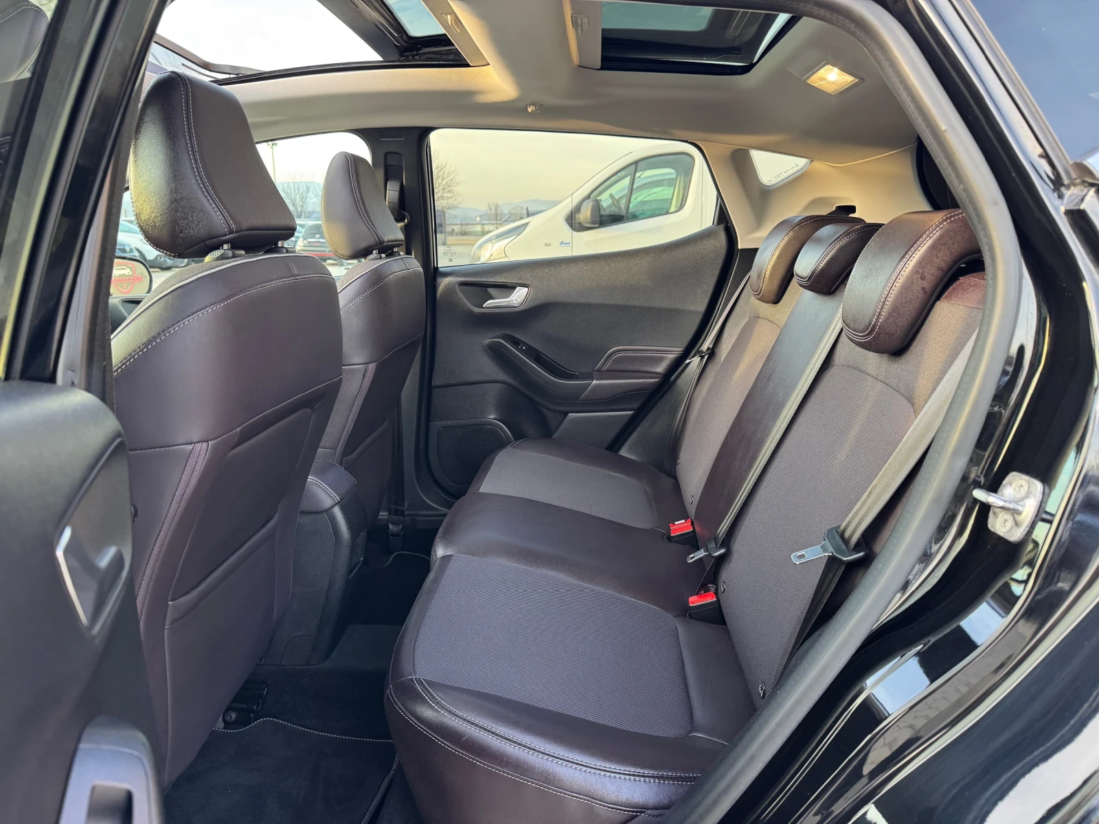 Ford Fiesta Vignale Avtomat Panorama | Mobile.bg � ����������� 14