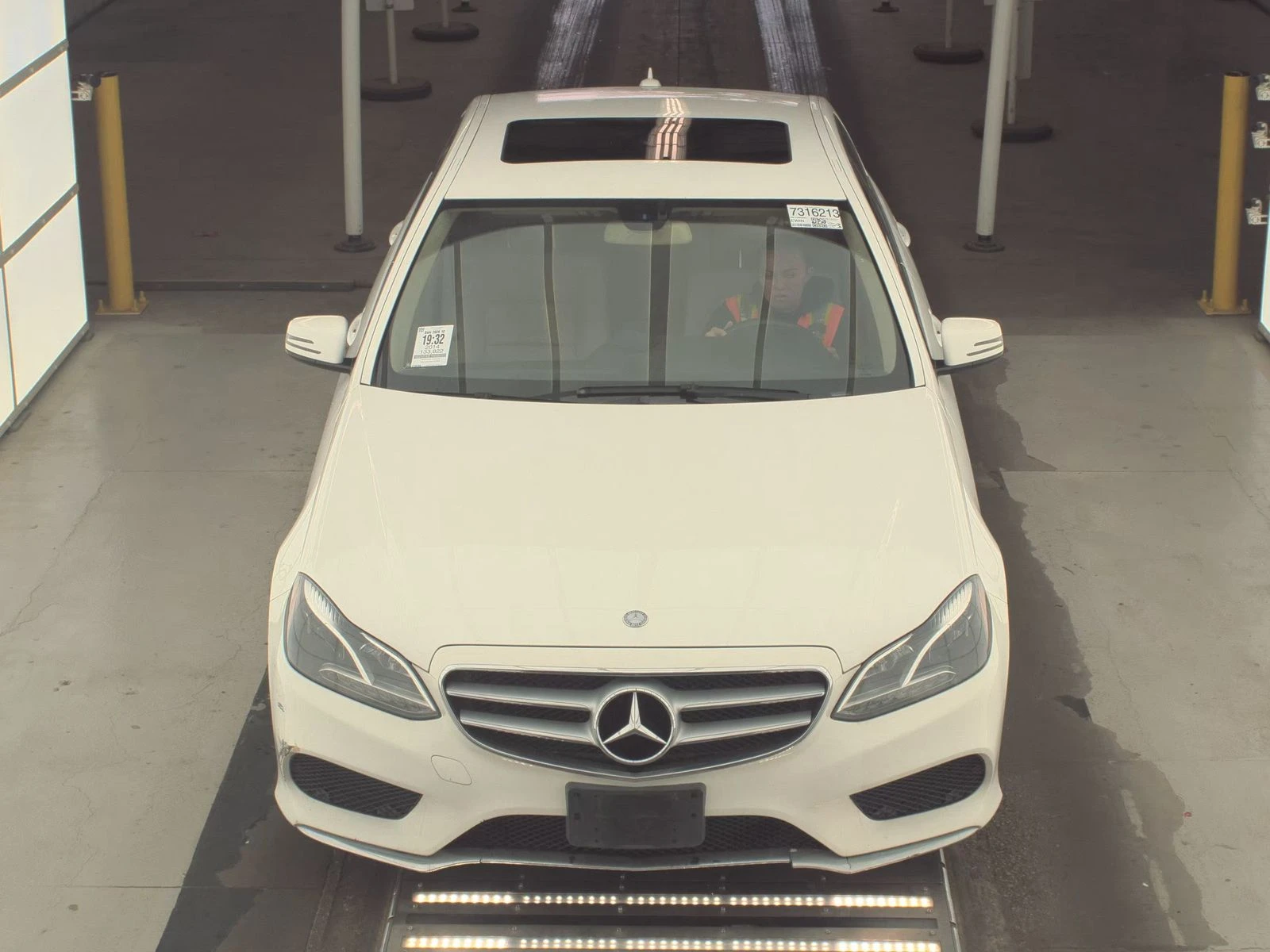 Mercedes-Benz E 350  - изображение 2