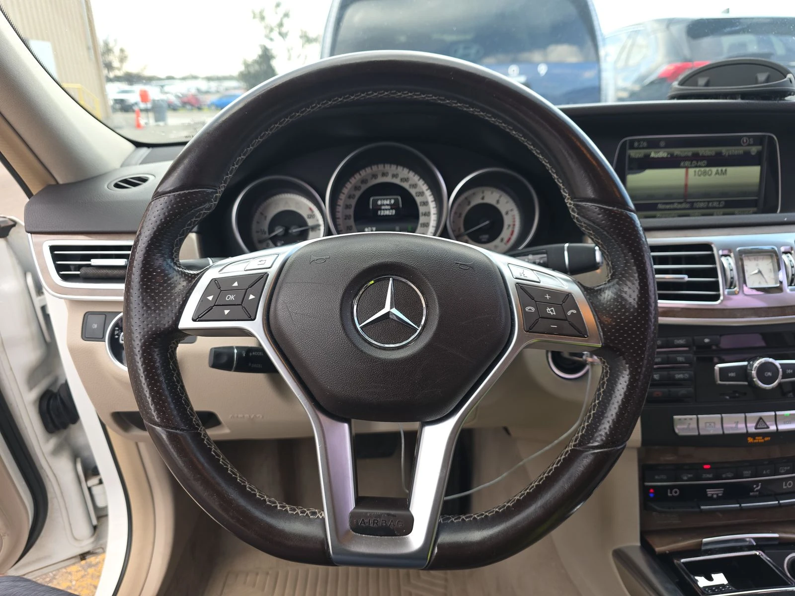 Mercedes-Benz E 350  - изображение 9